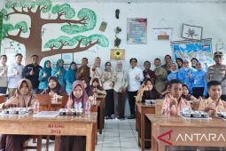 Kantor Komunikasi Kepresidenan nilai program MBG sudah berjalan di Baubau