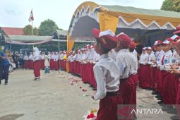 Pemkot Banjarmasin tunggu petunjuk pusat soal sekolah gratis