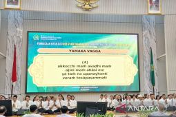 2.569 umat Buddha mengikuti pembacaan kitab Dhammapada secara serentak