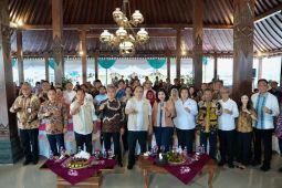 Menkop mendorong percepatan pembentukan 80 percontohan Kopdes Merah Putih