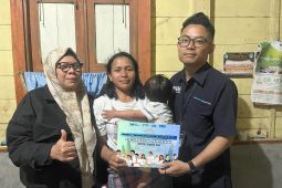 PNM Cabang Kabanjahe beri beasiswa pendidikan untuk nasabah Mekaar