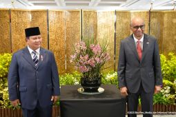 Prabowo abadikan nama Ibunda Dora Marie untuk bunga anggrek di Singapura