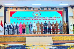 Bupati Paser komitmen dukung peningkatan fasilitas dan kesejahteraan bidan