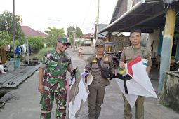 Satpol PP Pontianak tindak tegas pemain layangan didenda Rp500 ribu