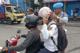 Polda Maluku gencarkan sosialisasi pentingnya aturan lalu lintas