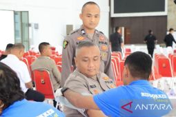 2.140 warga  Ambon ikut layanan kesehatan gratis sambut HUT Bhayangkara