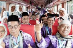 Jamaah haji asal Karawang sudah mulai kembali ke Tanah Air