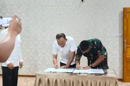 Bupati Sarolangun - Dandim 04/02 Sarko teken MoU soal kerja bakti