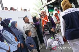 360 haji Kloter 06 asal Langkat Sumut tiba di Tanah Air