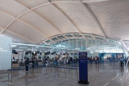 Bandara Ngurah Rai catat 87 penerbangan sehari batal dampak erupsi Lewotobi