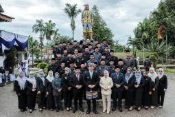 Supriyanto dilantik jadi Sekda Kabupaten Lampung Selatan di Taman Makam Pahlawan
