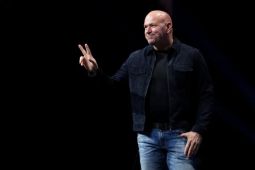 Dana White : UFC akan bergerak cepat jika Jones lawan Aspinall tak terwujud