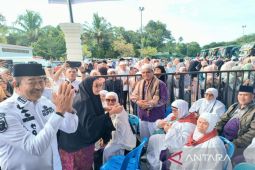 Jemaah haji tiba di Madina, Bupati : Seluruh jemaah sehat