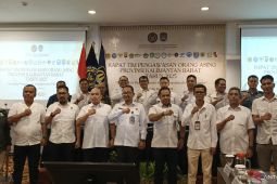 Imigrasi Kalbar meminta pemohon gunakan layanan resmi pembuatan paspor