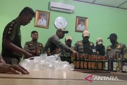Satpol PP Cianjur mengajukan sanksi lebih berat bagi penjual miras
