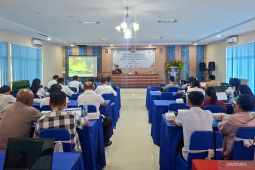 Balai Bahasa NTT melatih kemahiran berbahasa bagi pengelola medsos pemerintah