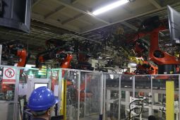 Melihat dapur mobil listrik Tiongkok