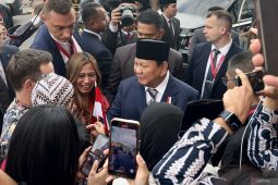 Diaspora Indonesia sambut kedatangan Prabowo di St. Petersburg Rusia