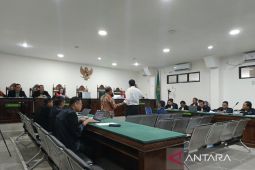 Dua pengusaha tambang bersaksi soal dugaan gratifikasi Rp1 miliar untuk Rohidin Mersyah