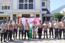 Polres Manggarai menggelar bakti sosial religi sambut HUT Bhayangkara