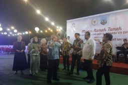 Jamal Mirdad sumbangkan  dua lagu saat kunker Komisi VII ke Kaltara