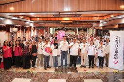 Indosat buka peluang technopreneur perempuan di Nias melalui SheHacks 2025