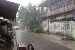 Cuaca mayoritas di Banten diprakirakan hujan lebat dan angin kencang