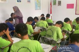 LPKA Kendari gelar ujian pendidikan kesetaraan bagi 69 anak didik