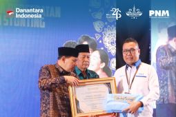 BKKBN berikan PNM Cabang Jambi penghargaan OTA atas keberhasilan program TJSL cegah stunting