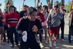 Manny Pacquiao pamer kecepatan tangan jelang kembali ke ring tinju hadapi Mario Barrios