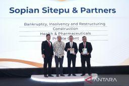 Kantor Hukum Sopian Sitepu & Partners raih penghargaan enam kategori terbaik