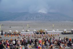 Eksotika Bromo jadi pertemuan lintas budaya pacu pariwisata