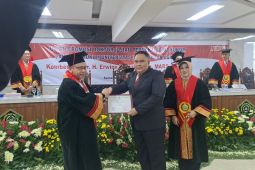 Kombes Pol Erwin raih doktor, usulkan rekonstruksi regulasi pimpinan rumah sakit