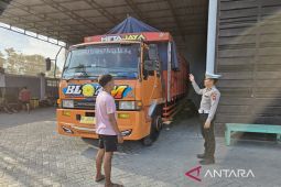 Polres Pamekasan mencegah kecelakaan lalu lintas akibat dampak ODOL