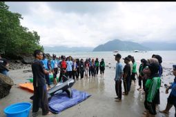 Sebanyak 30 pelajar ikuti sekolah pesisir TUNAS BIRU di pesisir Trenggalek