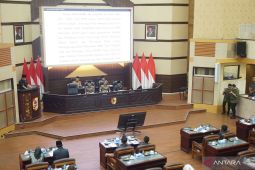 Bupati Jember sampaikan langkah strategis dalam rapat paripurna DPRD