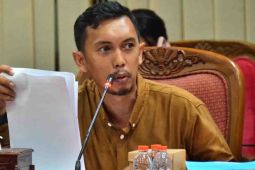 Legislator Kotim sebut kendaraan plat non KH rugikan daerah