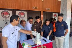 Polres Tabalong musnahkan 49,15 gram sabu dari tujuh tersangka