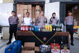 Polda DIY sita 13.522 botol minuman keras ilegal