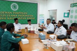 PLN dan LPPOM MUI Kalbar terbitkan 30 sertifikat halal bagi UMKM