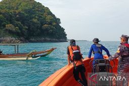 Tim SAR cari penumpang jatuh dari KMP Wira Artha di Lampung Selatan