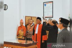 Jon Sarman Saragih dilantik sebagai Hakim Tinggi PT Palembang