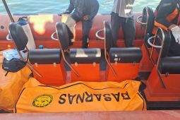 Tiga korban kapal tenggelam di Selat Nenek Batam ditemukan