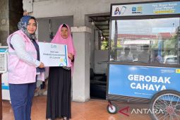 PLN Cianjur dukung pertumbuhan ekonomi lokal lewat Gerobak Cahaya