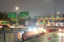 Kali Sabi meluap, Tol Jakarta-Tangerang kebanjiran