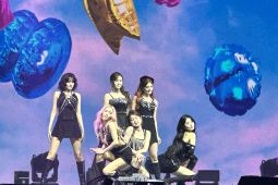 Konser perdana, STAYC terharu dengan fans di Jakarta