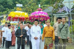 Bangka Barat fasilitasi tradisi khitanan massal Desa Ketap
