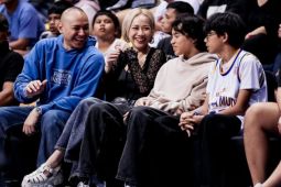 Bunga Citra Lestari (BCL) mendukung Satria Muda jadi juara IBL 2025