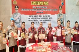 Polda Kalsel sita 40,4 kg sabu dan 13.066 butir ekstasi selama Operasi Antik