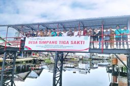 PT SBA Wood Industries bangun jembatan di Desa Simpang Tiga Sakti OKI, dorong kemajuan desa